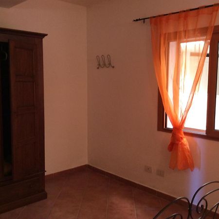 Appartamenti Le Gemme Palau Kamer foto